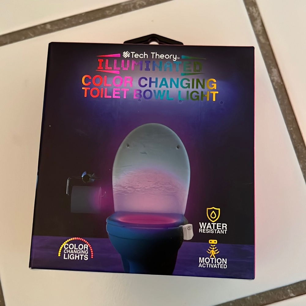 NWT Motion activated toilet light